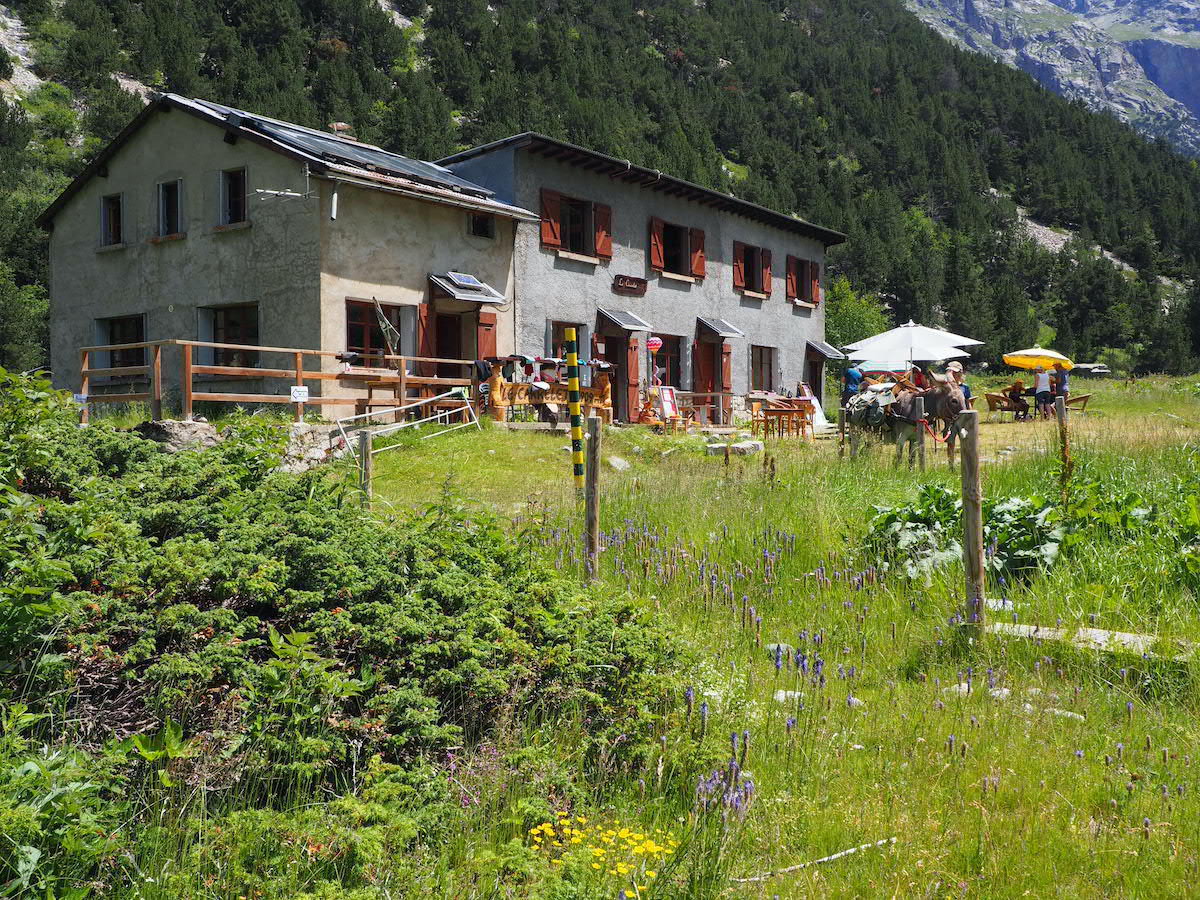 Le refuge du Carrelet dans l'Oisans